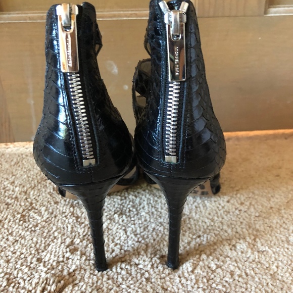 Micheal Kors High Heel Shoes - Picture 6 of 8